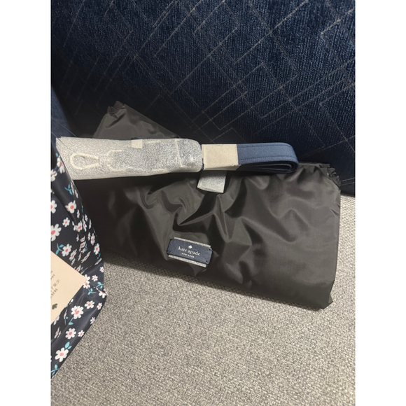 Kate Spade Jae Baby Bag / Diaper Tote – Navy Floral Print | NWT - Picture 11 of 11